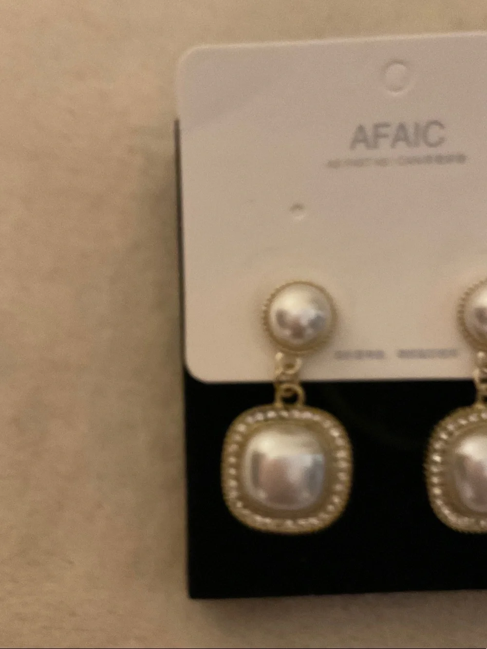 Afaic gold tone